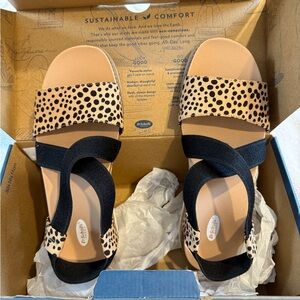 Dr Scholls animal print sandals 7 1/2 beige abs black